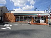 セブンイレブン　高槻下田部町2丁目店 徒歩5分。 400m