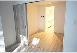 Gracias court 富田 205 2階1LDKのリビング/ダイニング