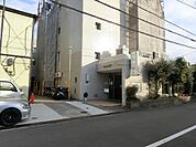 医療法人社団日翔会日翔会病院 徒歩40分。 3180m
