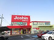 ジョーシン千里丘店 徒歩12分。 930m