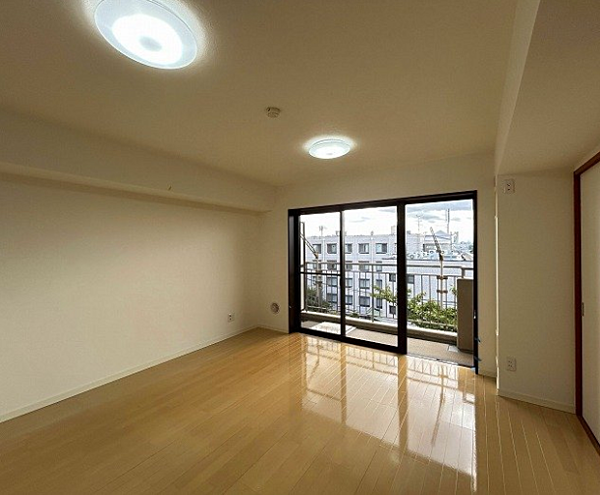 洋室を拡大表示