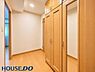 玄関：※AI加工で家具類削除してます。