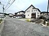 外観：前面道路含む現地写真