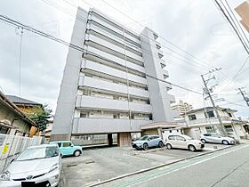 福岡県久留米市本町16-8（賃貸マンション1LDK・7階・40.32㎡） その1