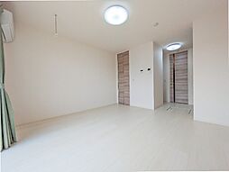 カスタリア B 2階ワンルームのリビング/ダイニング