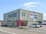 アイオー信用金庫太田営業部 2051m