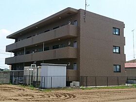 群馬県太田市新田木崎町（賃貸マンション2LDK・2階・56.76㎡） その1