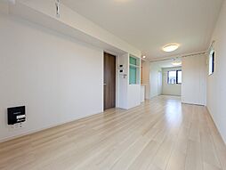 プレッソ 2階2LDKのリビング/ダイニング