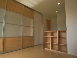 クレアーレ 1階1LDKのリビング/ダイニング