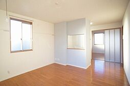 グランフォンテーヌ II B 2階1LDKのリビング/ダイニング