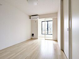 メゾン ド ファミーユ II 1階1LDKのリビング/ダイニング