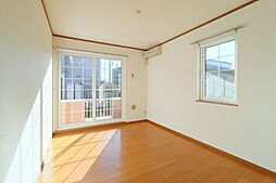 ソレーユシャンブル354 A 1階2DKのリビング/ダイニング