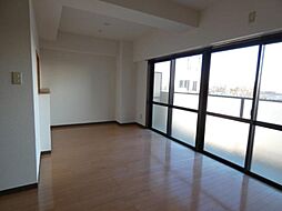 ウエストコート 6階1LDKのリビング/ダイニング