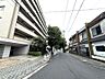 その他：前面道路。桜の季節が楽しみですね！