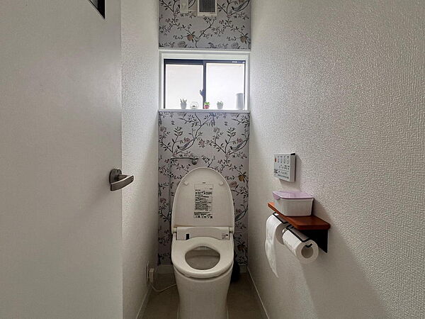 トイレを拡大表示