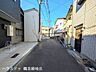 外観：前面道路含む現地写真