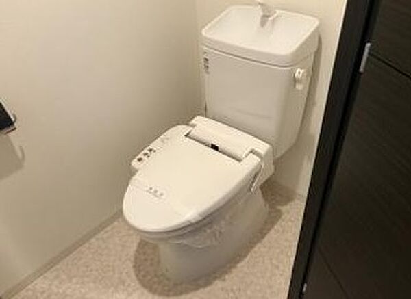 トイレを拡大表示