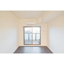 アドバンス大阪ビヤン 1002 10階1Kのリビング/ダイニング