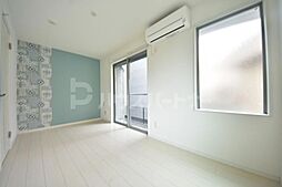 ワイズモダン 1階1Kのリビング/ダイニング