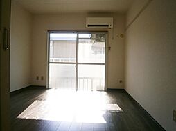 ベルシオンSHIMADA 3階1Kのリビング/ダイニング