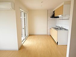 ピュア　ルピナス 2階2LDKのリビング/ダイニング