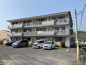 岡山県岡山市北区津島西坂2丁目（賃貸マンション3LDK・3階・64.90㎡） その1