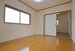 グリーンハウス 2階1Kのリビング/ダイニング