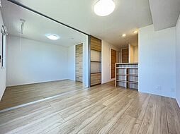 マーメゾン 2階2LDKのリビング/ダイニング