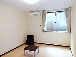 レオネクストグリーンベース 1階1Kのリビング/ダイニング