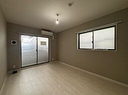 ミモザヒルズ岡山医大南 4階1Kのリビング/ダイニング