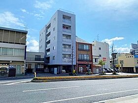 岡山県岡山市北区京橋町（賃貸マンション1R・3階・42.50㎡） その1