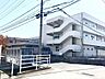 周辺：中学校「岡山市立竜操中学校まで3135ｍ」