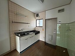 パルコ中央 103 1階1DKのリビング/ダイニング