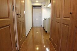 ウィンディア楽々園 304 3階1Kのリビング/ダイニング