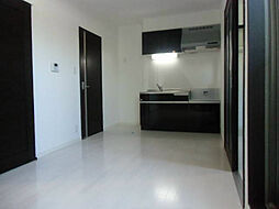 Grandticプラセジュール 103 1階1LDKのリビング/ダイニング