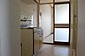 リビング/ダイニング：※別の部屋の写真です。
