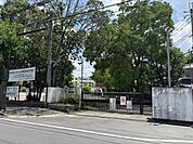 生駒市立生駒小学校 徒歩15分。 1200m