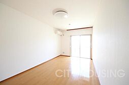 シャトル福島南 305 3階1Kのリビング/ダイニング