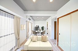 スカール春日 305 3階3LDKのリビング/ダイニング