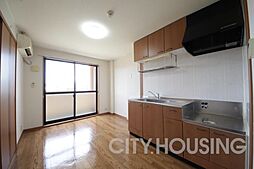 エル・アール 206 2階2DKのリビング/ダイニング