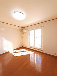 エアリー レジデンス B 202 2階1LDKのリビング/ダイニング