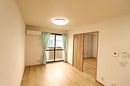 ハイツ曙I棟 102 1階2DKのリビング/ダイニング