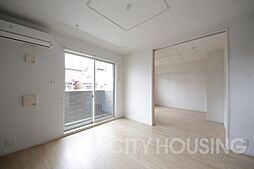 ル・グラン矢三 I 101 1階2LDKのリビング/ダイニング