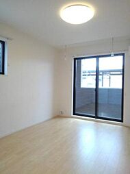 プリマヴェーラ’20 I 102 1階1LDKのリビング/ダイニング