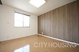 グランマスト春日 B棟 205 2階2LDKのリビング/ダイニング