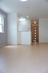 エルハーベン加茂宮A 103 1階ワンルームのリビング/ダイニング