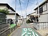 外観：前面道路含む現地写真