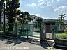 周辺：草内小学校 640m