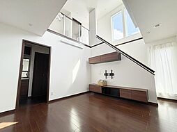 舞鶴市字森301-15 2SLDKのリビング/ダイニング