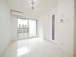 ティアラ4・3 1階1LDKのリビング/ダイニング